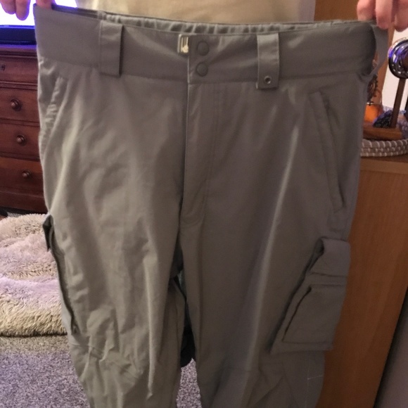 Men’s Burton snowboarding pants - Picture 9 of 10